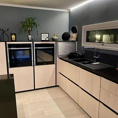 Moderne Bolig Pa Vakre Vannoy * Karlsoy